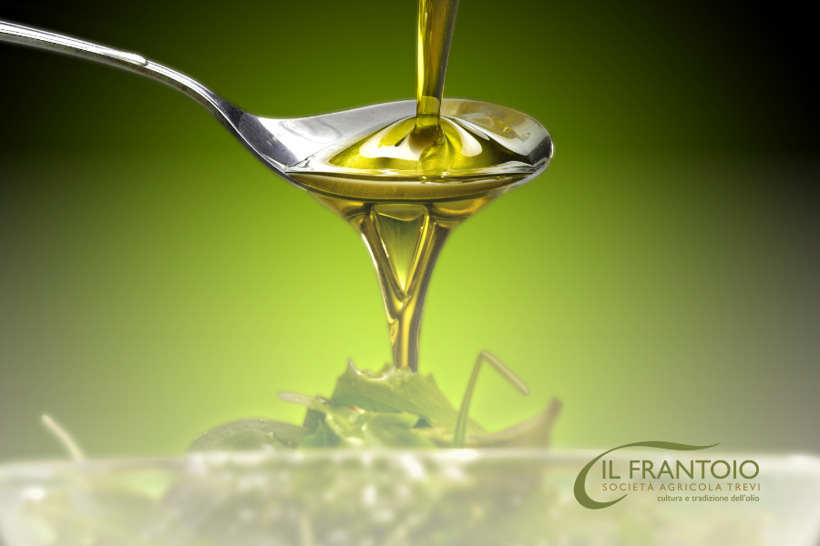 Olio extravergine di oliva: condire a crudo