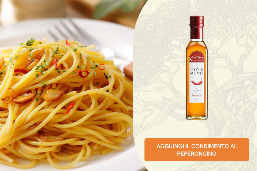 Ricetta spaghetti aglio olio e peproncino: aggiungi il condimento al peperoncino per dare un tocco di piccantezza in più